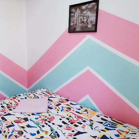 A Private Room For Backpacker Share Bathroom Bruxelles Exterior foto