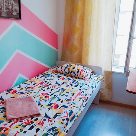 A Private Room For Backpacker Share Bathroom Bruxelles Exterior foto
